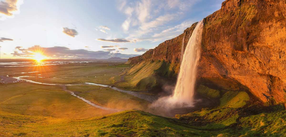 why visit Iceland