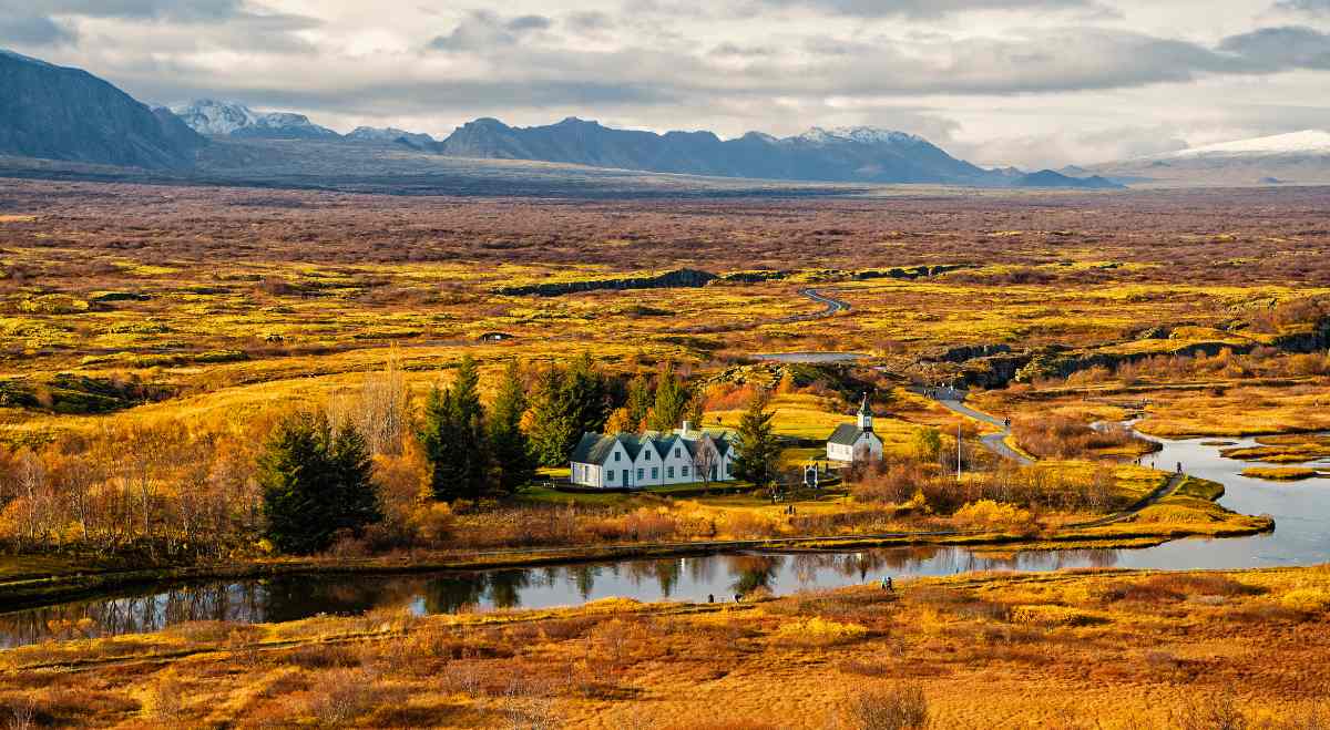  Iceland in the Fall